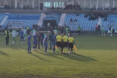 OGLASIO SE DUKIĆ: Predsednik Jagodine me šutirao, tukli su me cela dva minuta!