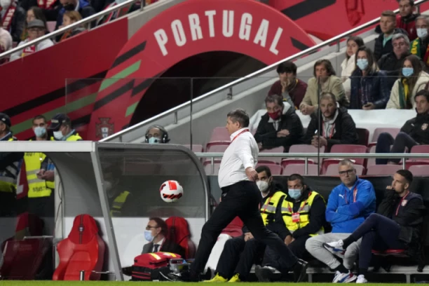 NIKAD NE BISTE POGODILI: Stojković je neporažen, a evo koji još selektor nije izgubio meč, ali je smeo da IZVEDE Piksija na poluvremenu!