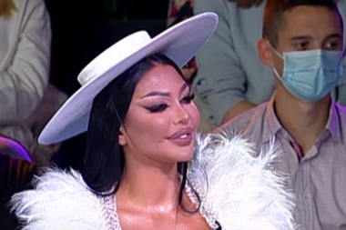 NA PARFEM NIJE ZABORAVILA! Maja Marinković odlučna da napravi HAOS: JANJUŠ JE ZAVRŠENA PRIČA, CARU NEĆE BITI DOBRO KAD ME VIDI! (VIDEO)