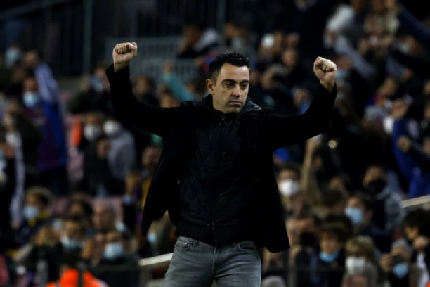 ĆAVI UNAKAZIO ČOLA SIMEONEA! Kasapljenje na Kamp Nou! (VIDEO)