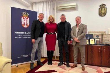 PREDSTAVNICI SINDIKATA RADNIKA EPS SA MINISTARKOM KISIĆ TEPAVČEVIĆ: Jako je bitan dijalog i obostrano razumevanje u cilju boljih uslova za radnike