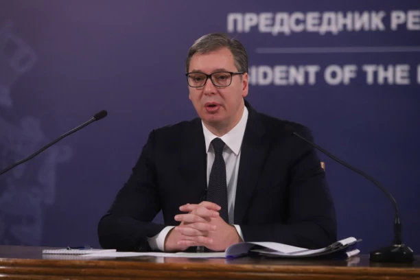 VUČIĆ OBJAVIO ODLUKU O ZAKONU O EKSPROPRIJACIJI: Celo obrazloženje na zvaničnom sajtu predsednika!