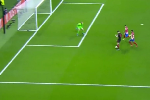 IBRA SE POŠTENO OBRUKAO: Slovenac PONIZIO Zlatana (VIDEO)