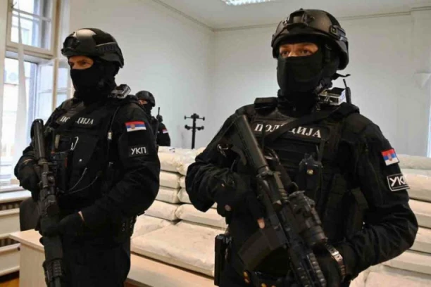 TOVAR DROGE U SVAKOJ KUĆI: Drugi udar policije ove godine na narko-prestonicu Srbije