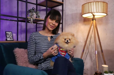 MINA VRBAŠKI OPASNO SPUSTILA MAJU! Snima eksplicitne scene i briše KRV sa posteljine jer je u CIKLUSU: SVE ĆU POŠTENO NAPLATITI NA SUDU!