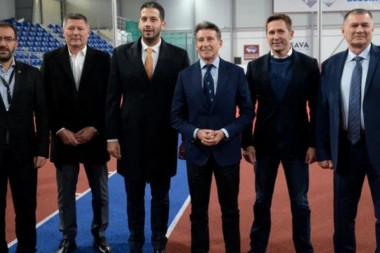 BEOGRAD JE LIDER U ATLETICI: Ministar Udovičić i čelni ljudi svetske i evropske atletike otvorili novi trenažni atletski stadion!