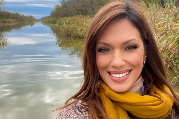 GOLA NINA RADULOVIĆ: Procurio voditeljkin privatni snimak, ovakvu je niste videli! (FOTO)