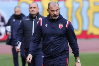 STANKOVIĆ IH JE DEFINITIVNO OTPISAO: Upravi je saopšteno da mora da se REŠI napadačkog tandema!