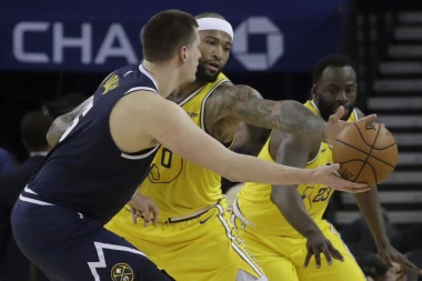 GOVORIO DA JE BOLJI OD JOKIĆA, PA ZAVRŠIO U EGZOTIČNOJ LIGI: Čudesna sudbina Demarkusa Kazinsa!