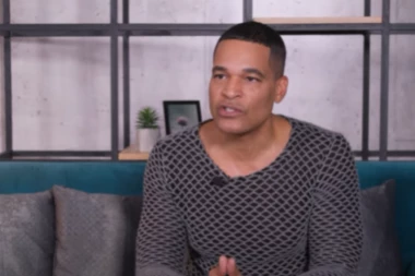 PEVAČ KOJI JE GLUMIO U FILMU MAJKLA DZEKSONA OGOLIO DUŠU: Dzimi Vilson poslao važnu poruku! (VIDEO)