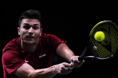 Kecmanović ispao u prvom kolu Montreala: Srbija bez predstavnika u nastavku Mastersa (FOTO)