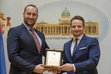 PROBUĐENA NADA! STEFAN KRKOBABIĆ DOBIO POVELJU ZA NAJINKLUZIVNIJU INICIJATIVU GODINE: U parlament da uđe najmanje 30 osoba sa invaliditetom