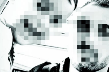 OVO JE MALIŠAN (3) STRADAO U SAOBRAĆAJNOJ NESREĆI KOD SMEDEREVA! Majka u očaju, gledala kako ga mrtvog iznose iz smrskanog automobila! (VIDEO)