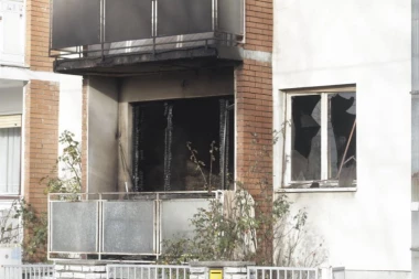 PLINSKA BOCA IZAZVALA POŽAR: Detalji tragedije u Zemunu, nastradao deka (94) (FOTO/VIDEO)