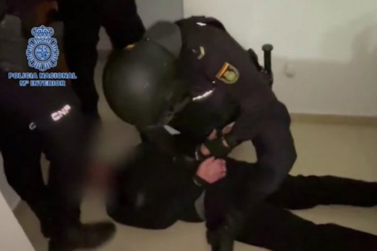 LOŠA KOPIJA PINK PANTERA: Španska policija UHVATILA SRPKINJE U TOKU PLJAČKE, kod osumnjičenih nađen vredan nakit