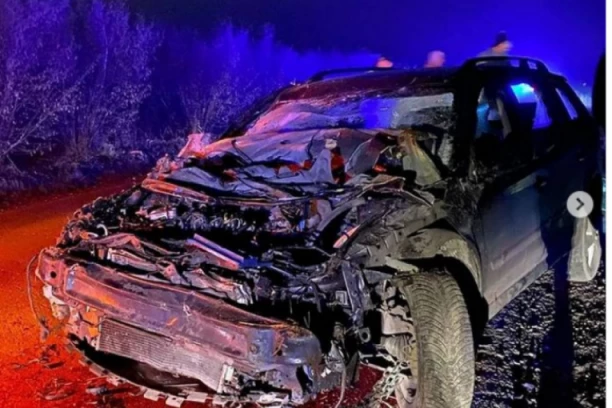 POGINUO MUŠKARAC (49)! Automobilom podleteo pod prikolicu traktora! TEŠKA SAOBRAĆAJKA KOD TEMERINA!