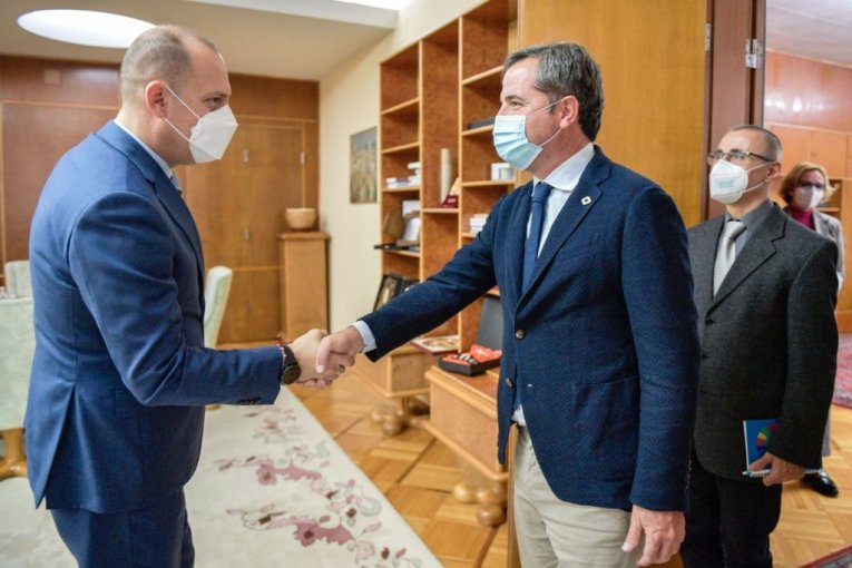 Ministar Lončar sa novim šefom Kancelarije Svetske zdravstvene organizacije u Srbiji