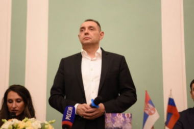 VULIN O MARTOVSOM POGROMU: Za laž o Srbima se niko nije izvinio, za ubijene Srbe niko nije odgovarao