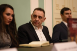 SOCIJALISTI ODGOVORILI SOCIJALDEMOKRATAMA U EP: Ministar policije Aleksandar Vulin će tvrdoglavo nastaviti da brani interese i Srbije i svih Srba