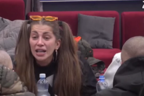 DALILA DRAGOJEVIĆ NAPUŠTA ZADRUGU!? Mujićka u LOŠEM psihičkom stanju, redovno obilazi PSIHOLOGA! (VIDEO)