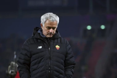 IGRAĆE ZA MURINJA: Reprezentativac Srbije ODBIO Špance i Engleze - SELI se na Olimpiko!