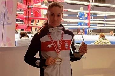 NINA ZLATNA U ZAGREBU! Srpkinja pokorila Hrvatsku!