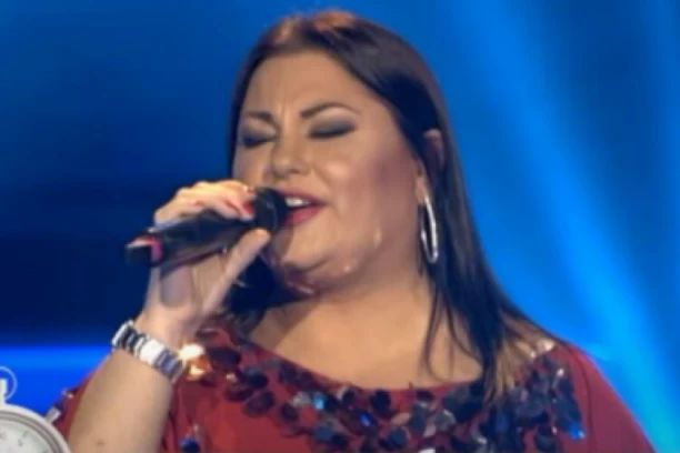 SMRŠALA SAM 32KG, BORILA SAM SE ZA ŽIVOT! Bolna ispovest Vesne iz NIKAD NIJE KASNO: OPERISALA RAK, SAMA OBRIJALA GLAVU!