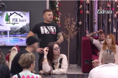 STEFAN KARIĆ POLUDEO! Brutalno zapušio usta celoj Beloj kući: NAJVEĆI LICEMERI SU CAR I DALILA! (VIDEO)