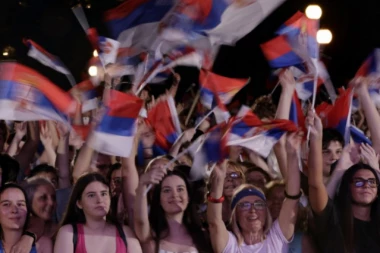 SRBIJA ODUŠEVLJENA! Komentator se opustio pa zapevao "BOŽE, PRAVDE"! (VIDEO)