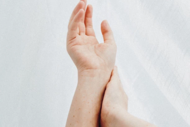 SVI IMAMO JEDNO SLOVO NA PALCU: Pronađite ga i pogledajte kakvu ćete sudbinu doživeti