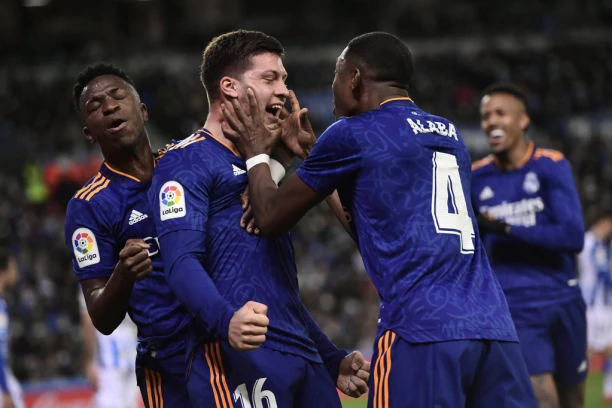 DOK JEDNOM NE SMRKNE, DRUGOM NE SVANE: Veleobrt u karijeri Luke Jovića! (VIDEO)