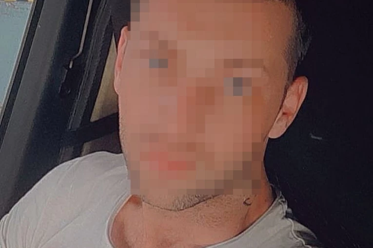 TUŽNA SUDBINA PORODICE PREMINULOG MLADIĆA IZ ZRENJANINA: Otac mu herojski nastradao prošle godine, a sada su majka i brat ostali i bez njega