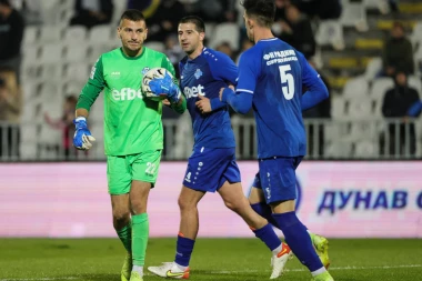 SUPERLIGA SRBIJE: Radnik slavio u Surdulici!