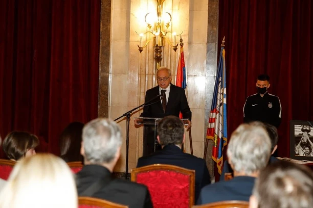 TERZIĆ, VUJOŠEVIĆ, ILIĆ, MRKELA...Ko je sve ispratio legendarnog Mocu Vukotića (FOTO)
