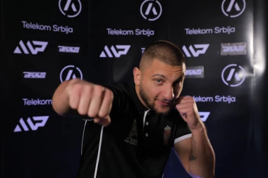 SEDMOSTRUKI SVETSKI PRVAK PONOVO NA TRENINGU: ALEKSANDAR KONOVALOV SPREMAN ZA NOVE TITULE