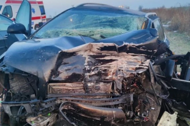 OVO SU POGINULI U JEZIVOJ NESREĆI KOD INĐIJE: Beščani krenuli na posao i izginuli, raskrsnica crna tačka (FOTO)