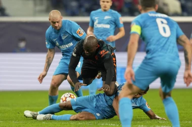 SAMOUBISTVO ŠAMPIONA EVROPE: Čelsi u dubokoj nadoknadi ostao bez prvog mesta, Juventus ni kriv ni dužan SLAVI!