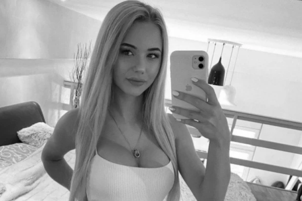 TRAŽIO JE SAŽALJENJE NAKON NJENE SMRTI: Baka Prase je MOLIO fanove za SAOSEĆAJNOST, a sada se NIJE POJAVIO na Kristininoj SAHRANI!