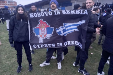 KOSOVO IS SERBIA THUNDERED THROUGH BELGRADE: Dinamo Moscow fans sent a powerful message before the match in Humska! (PHOTO)