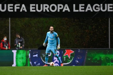 SALVA EMOCIJA SAVLADALA KAPITENA: Borjan NA IVICI suza nakon prolaza u osminu finala Lige Evrope!