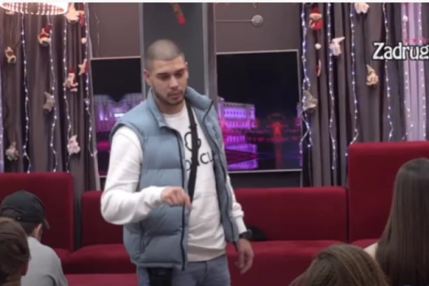 HVALA ŠTO STE BILI UZ MENE: Dejan ODLUČIO da se VIŠE NE DRUŽI sa Đedovićem, Sandrom i Tarom, a onda se OBRATIO Dalili, MUK U ZADRUZI! (VIDEO)
