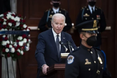 UDAR NATO NA BAJDENA! Članice Severnoatlanstkog saveza pobesnele na američkog predsednika: PREPUSTIĆE NAS NA MILOST I NEMILOST PUTINU!