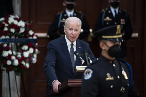 UDAR NATO NA BAJDENA! Članice Severnoatlanstkog saveza pobesnele na američkog predsednika: PREPUSTIĆE NAS NA MILOST I NEMILOST PUTINU!