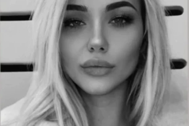 POLICIJA I TUŽILAŠTVO RADE NA RASVETLJAVANJU SMRTI KRISTINE KIKE ĐUKIĆ (21)! Na saslušanju majka, sestra, dečko i brojni jutjuberi!