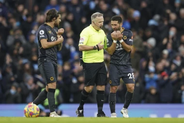 SITI SA BELE TAČKE DO MINIMALNE POBEDE: Sumnjiv penal odlučio duel protiv Vulverhemptona (VIDEO)