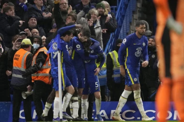 Zvanično: Slonina u Čelsiju!