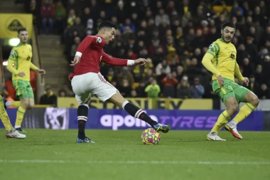 NI JUNAJTED NIJE MOGAO BEZ PENALA: Ronaldo sa bele tačke SPASIO "đavole" protiv najgoreg tima lige!