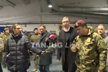 VUČIĆ TREĆI DAN U NIŠU: Zašto bijete ljude? Zato što ne možete da ostvarite političke ciljeve? (VIDEO)