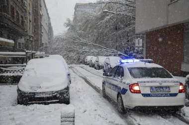 EVO U KAKVOM STANJU SE NALAZE ODBOJKAŠICE: Prevrnuo se autobus tokom snežne oluje, odmah su prebačene u bolnicu!