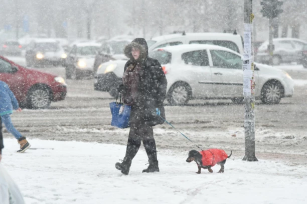 TEMPERATURA PADA I DO -22! Spremite se za još jedan LEDENI DAN, a evo kada prelazimo u plus!